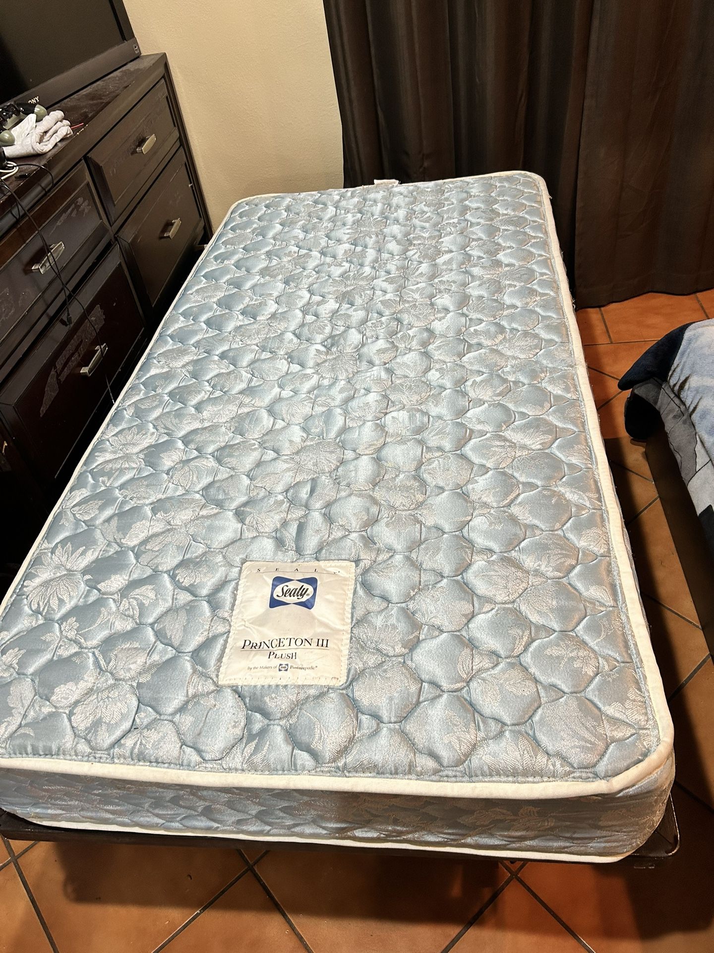Pop Up Bed