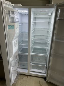 ❄️ LG SIDE-BY-SIDE REFRIGERATOR ❄️