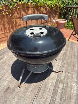 Weber “Smokey Joe” 14” charcoal grill