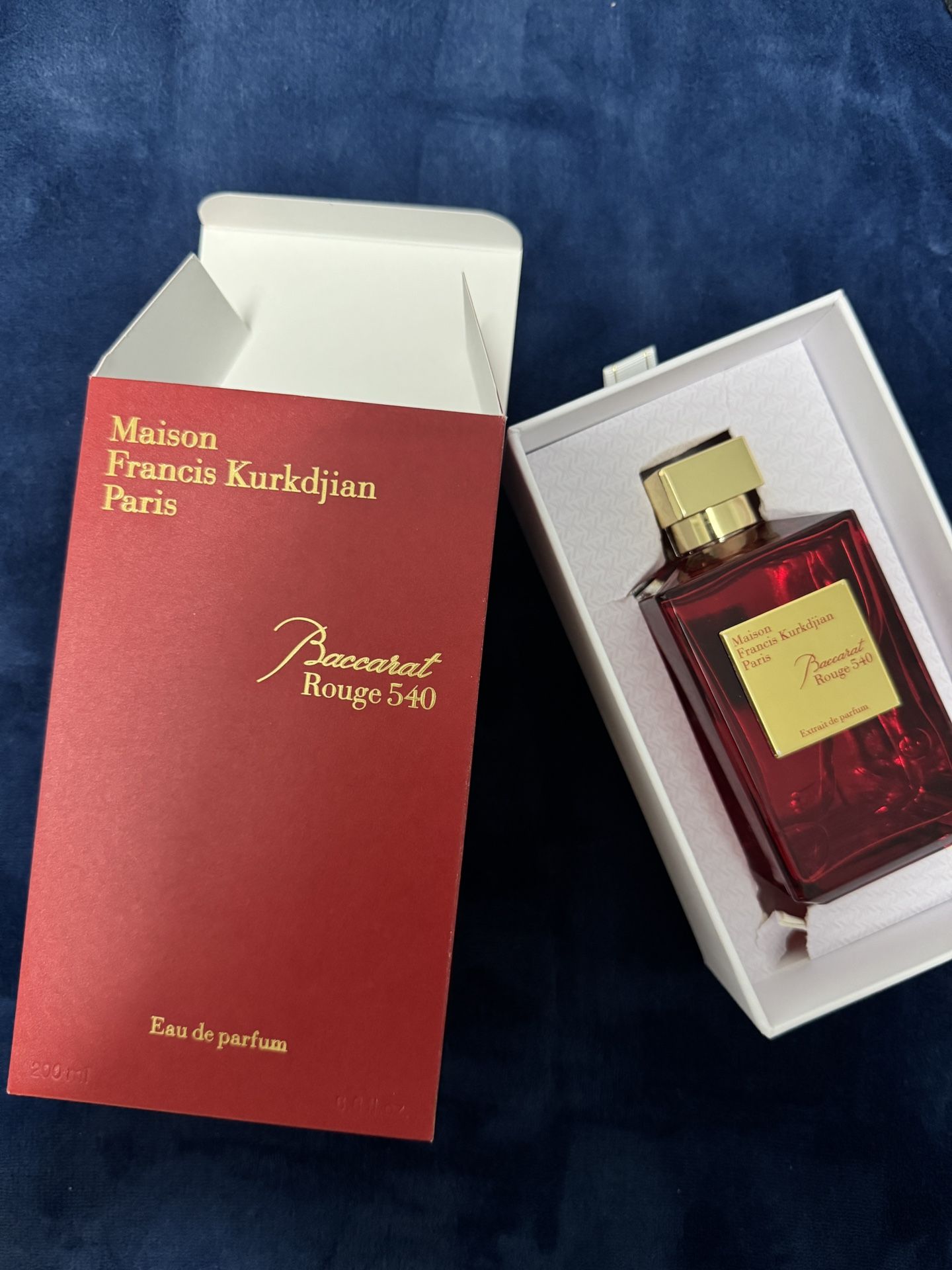 Baccarat Rouge 540 Extrait de Parfum 6.8 oz