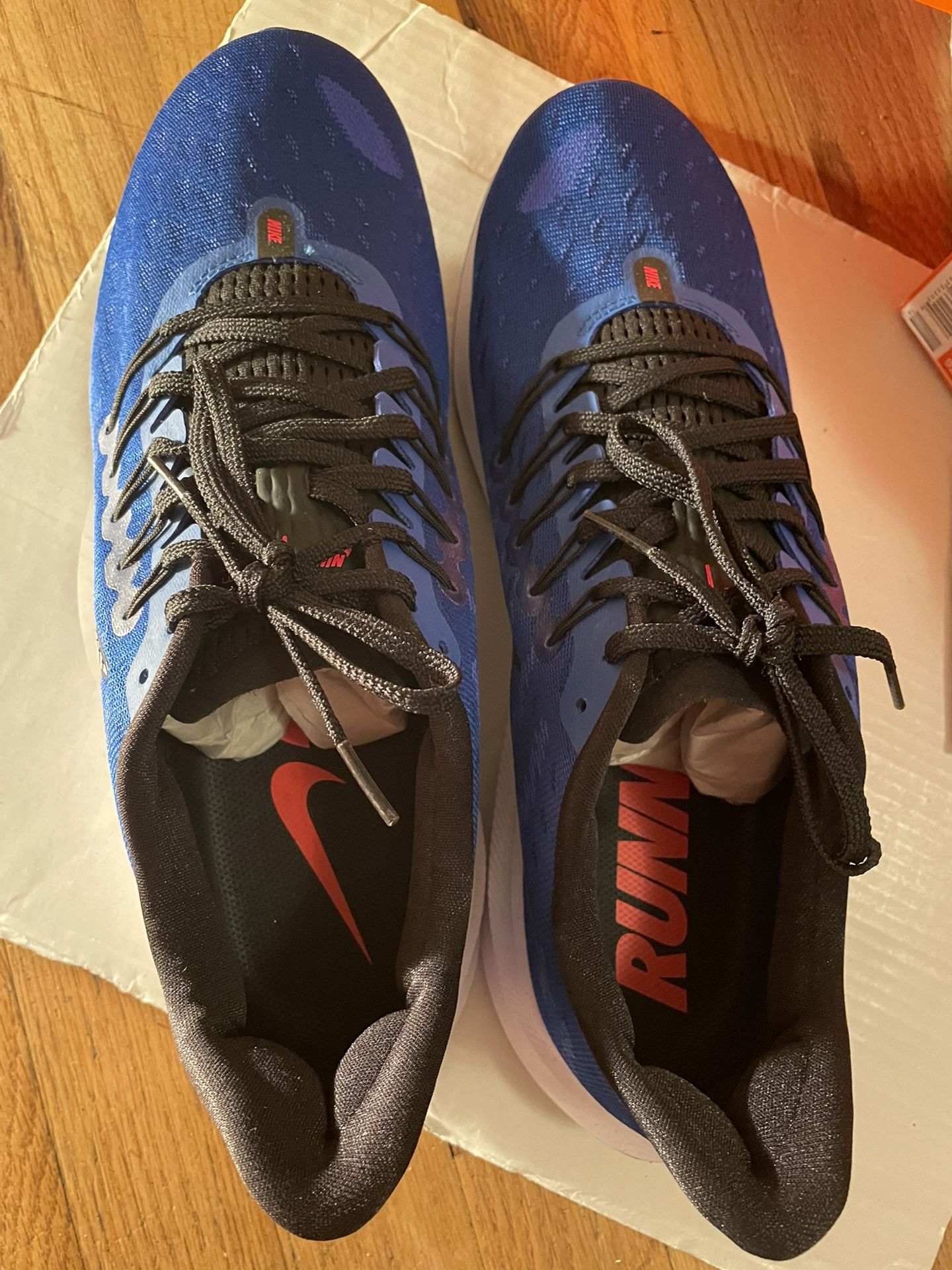 *Brand New* Nike ´Zoom´ Women´s Shoes Sz 11...