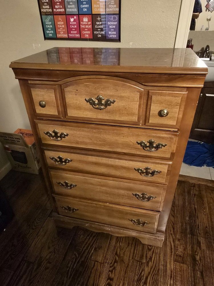 Standard Wood Dresser Good Shape Still 4 Drawers