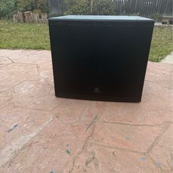JBL 18” 618S powered subwoofer