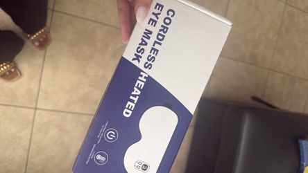 Cordless heated