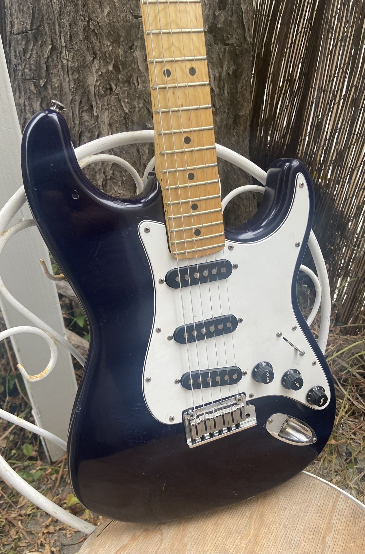 Parts Stratocaster with American made neck and bridge