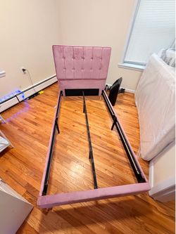 Twin size bed frame