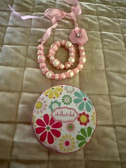Child’s Jewelry Set