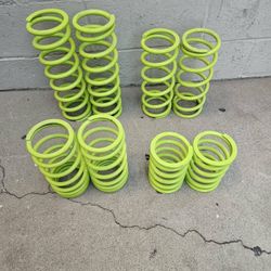 2024 Shock Therapy Polaris RZR Turbo Dual Rate Springs