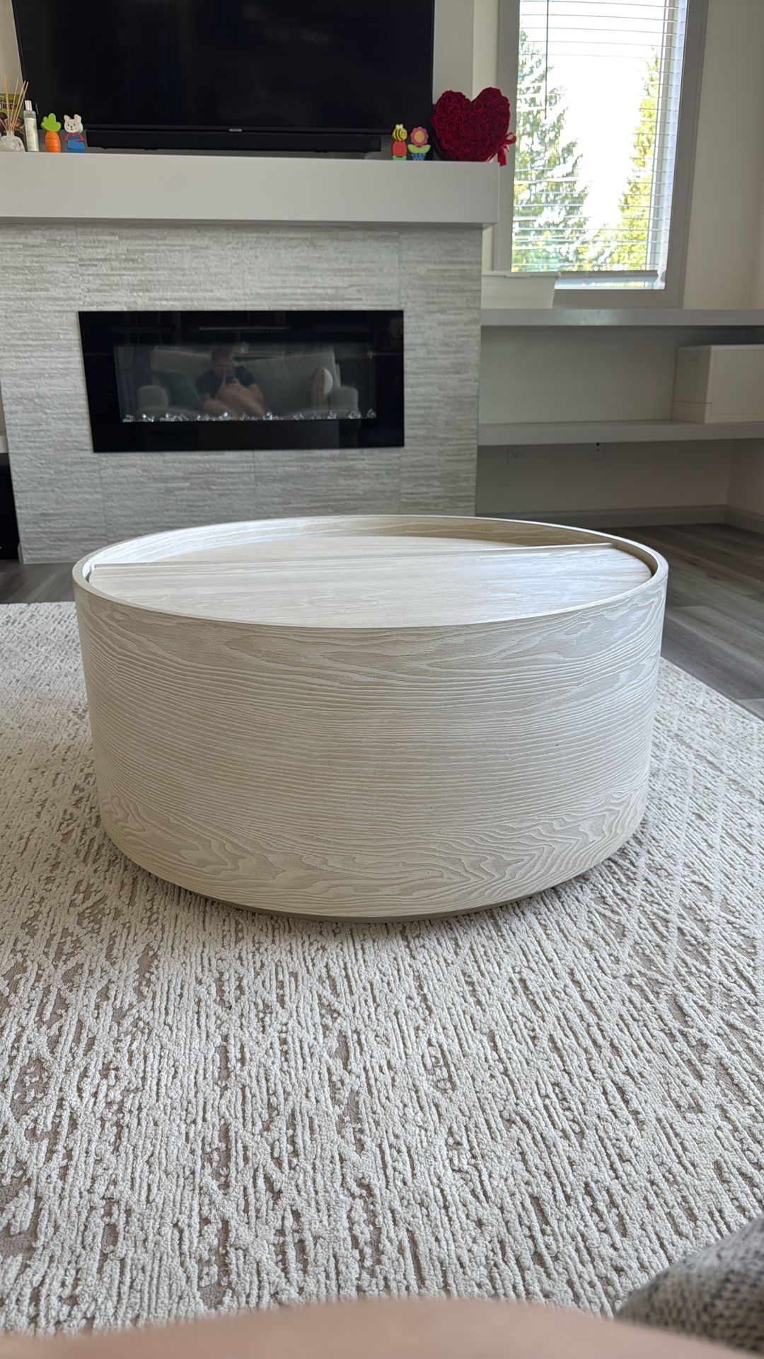 Round Coffee Table 