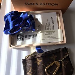 Louis Vuitton Key Pouch Monogram 