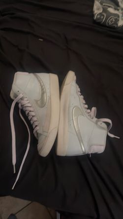 nike shoes 8.5 woman