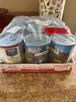 Blue Buffalo Wilderness Snake River Grill Natural High Protein Wet Food for Adult Dogs, Trout