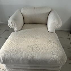 Chair / Very Comfy Cream Colored Chair 