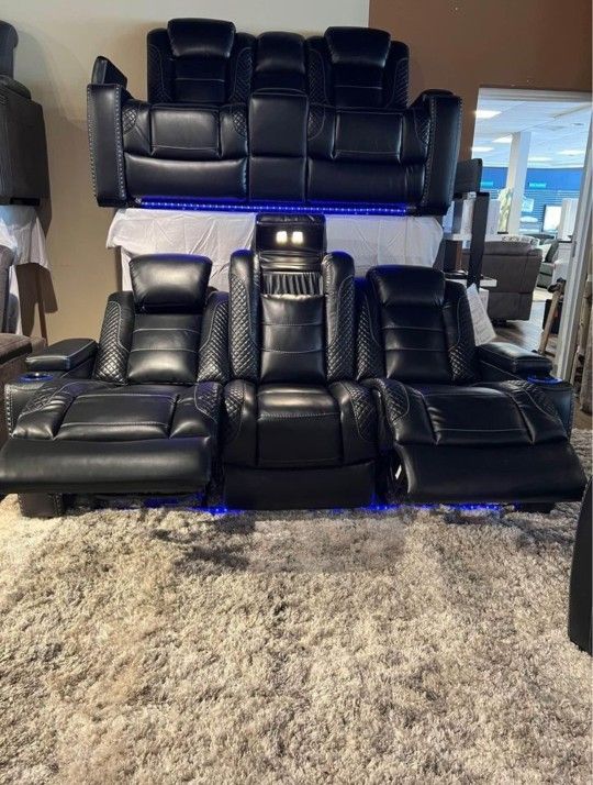 Brand New 🥳 Party Time Power Reclining Sofa And Loveseat Package 🛋️Living Room 