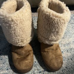 Amelia Boots Size 8 Womans $15 