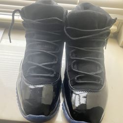 Cap & Gown Retro 11s