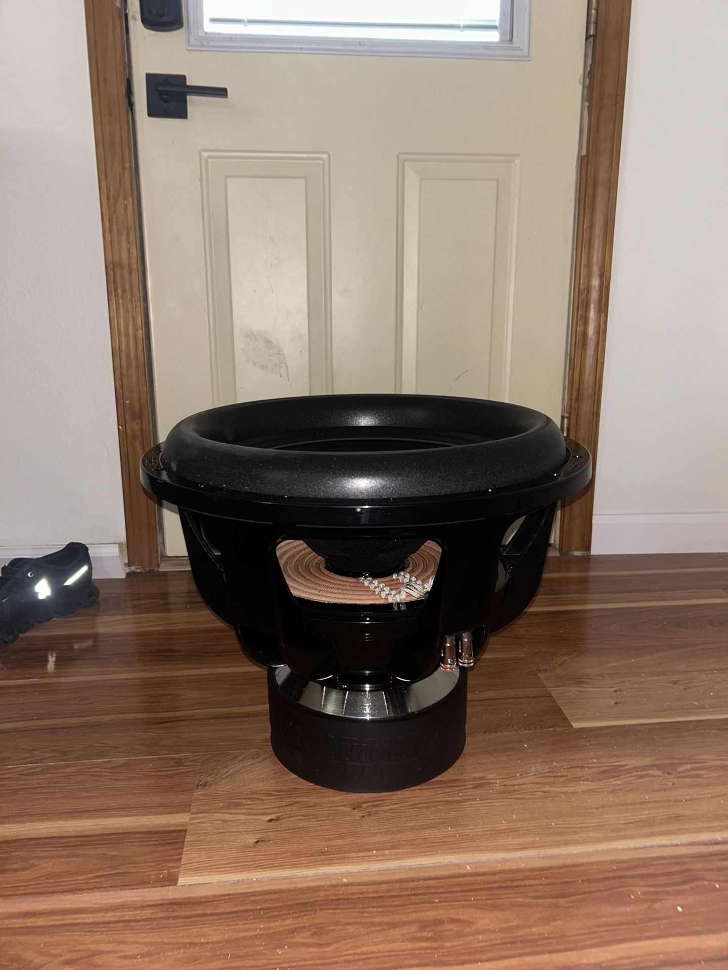 Sundown Audio XV3 18