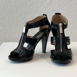 NEW Michael Kors Berkley T-Strap Dress Sandals Black Crinkle Patent  Size 6