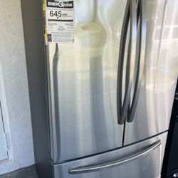 Samsung 28 cu. ft. 3-Door French Door Refrigerator with Internal Water Dispenser in Fingerprint Resistant Stainless Steel