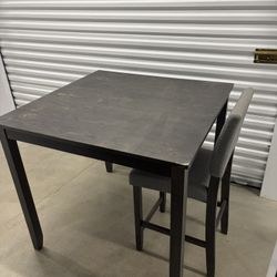 Dining Room Table W/ 4 Chairs