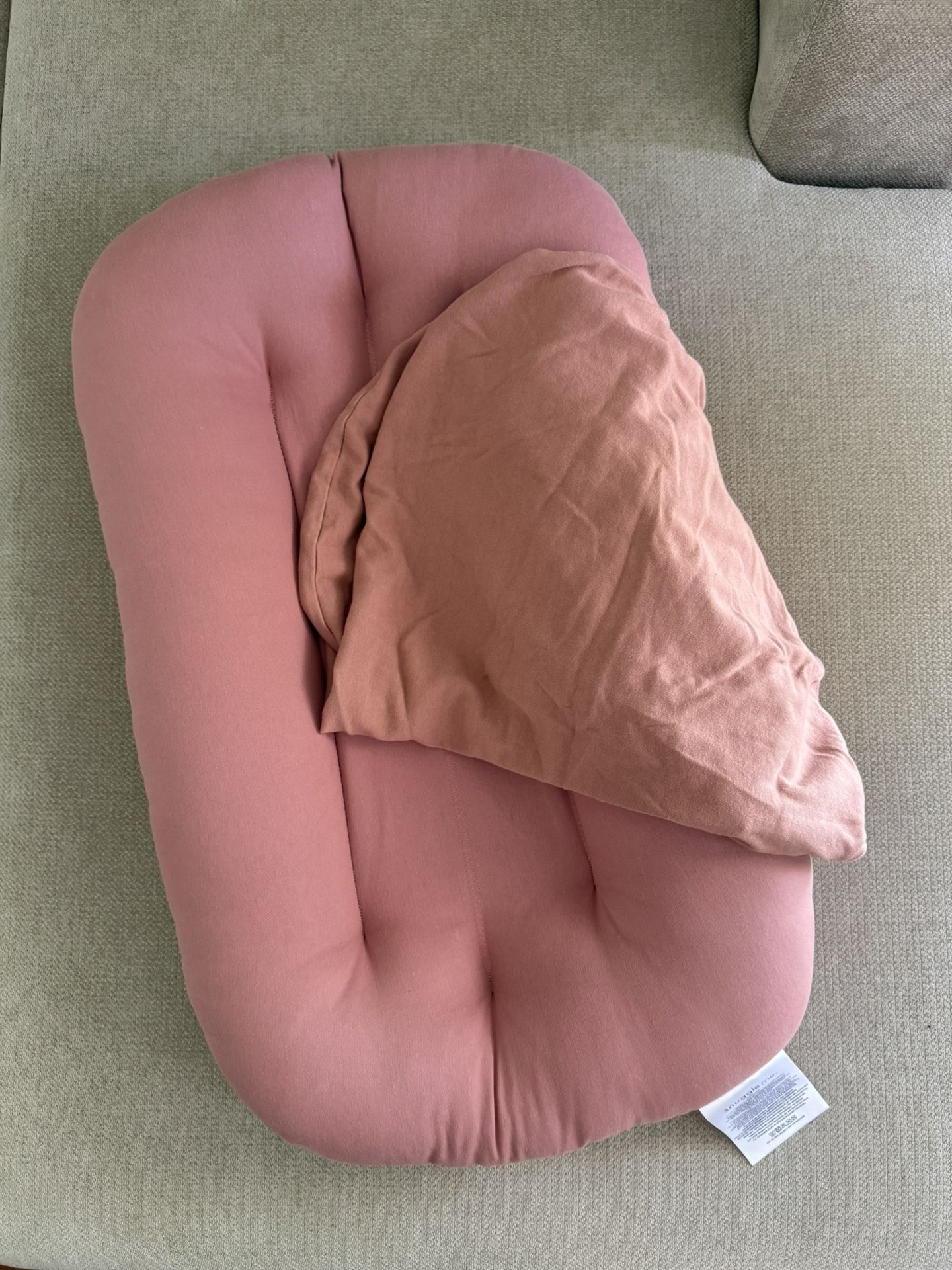 Snuggle Me Lounger and Cover Like NEW