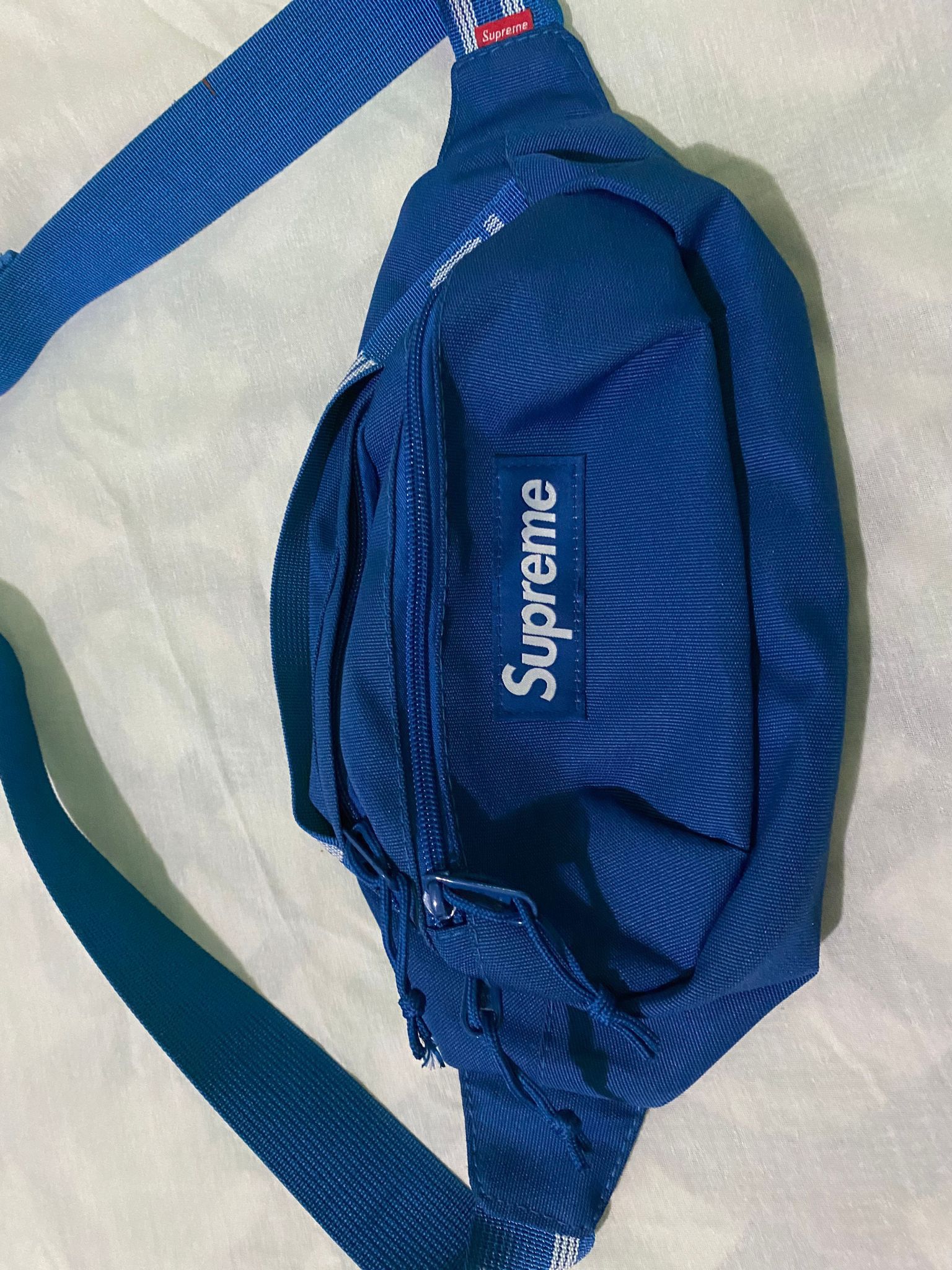 SUPREME WAIST BAG (SS18) ROYAL BLUE for Sale in Brooklyn