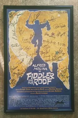 Alfred Molina Lea Michele Etc In Fiddler On The Roof Cast Signed Playbill Poster 14" X 22" Autographed