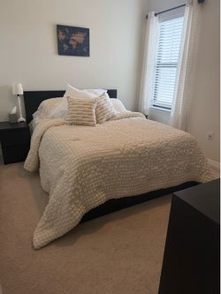 Brown Queen Bedroom Set with Storage Bed & Mattress