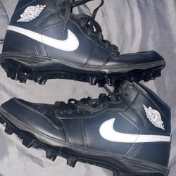 Jordan 1 Alpha Menace Mid Football Cleats