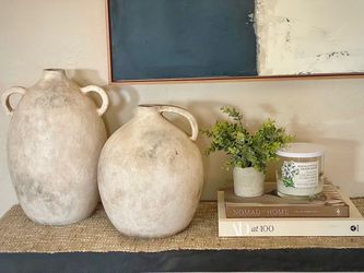 Beautiful Distressed Decorative Pots with Handles