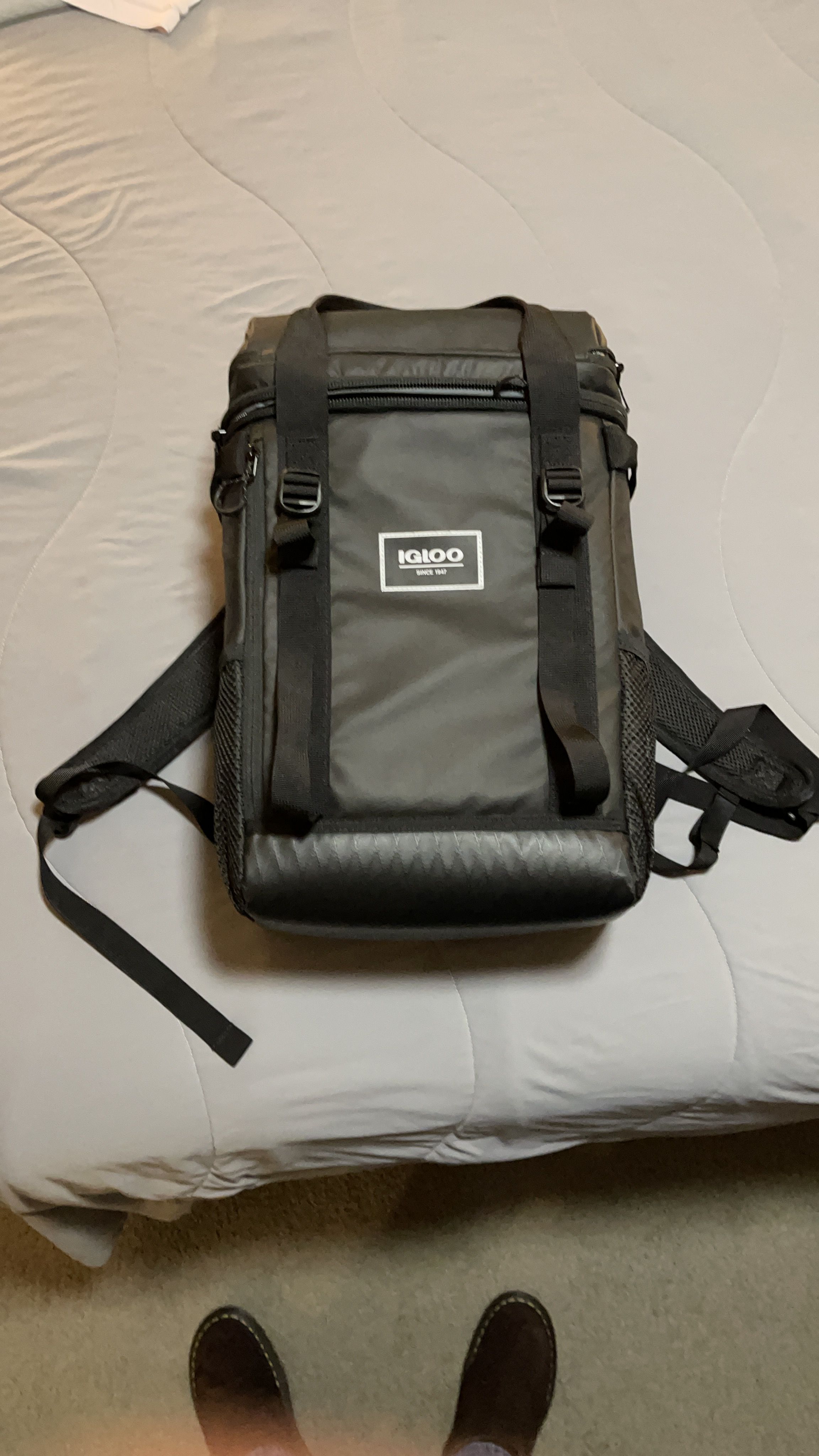 Igloo Waterproof 24-can Backpack Cooler