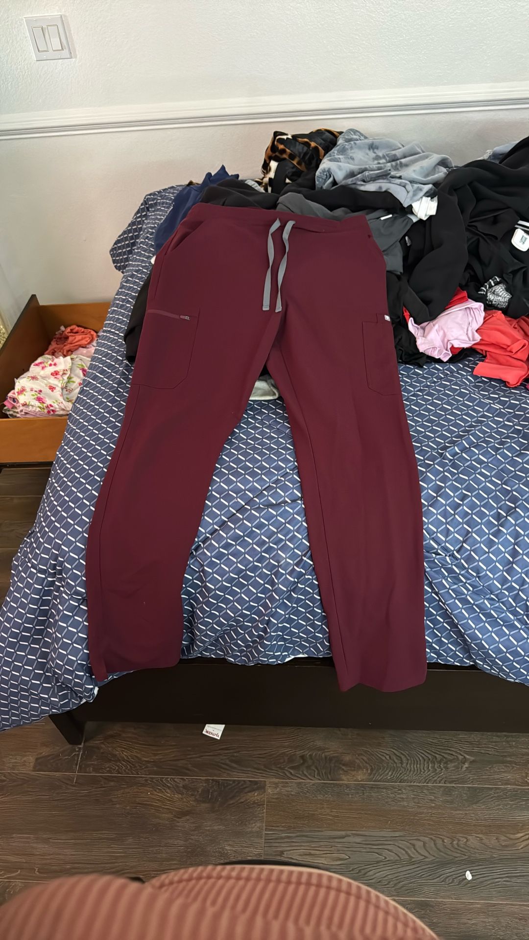 Figs Burgundy Scrub Bottoms