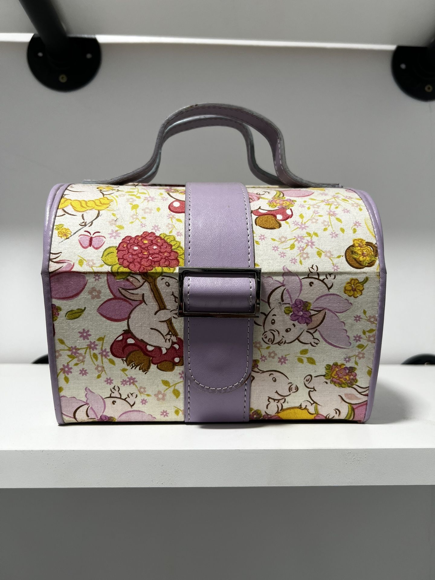 Piggy Jewelry Carrier