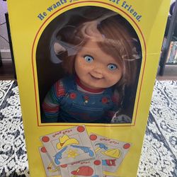 TRICK OR TREAT STUDIOS CHILD’S PLAY 2 - GOOD GUY CHUCKY DOLL + Good Guy Doll Batteries 🔋 