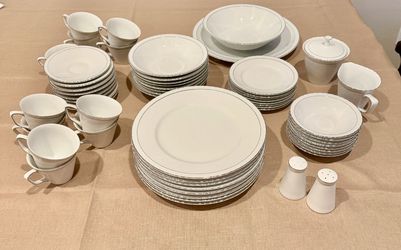 Vintage Dinnerware Regal By Gold China