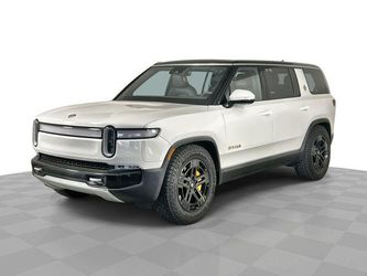 2024 Rivian R1S
