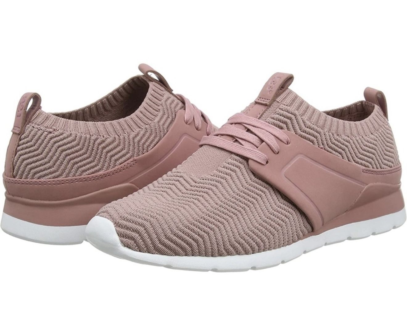 UGG Willow Sneaker NWOB