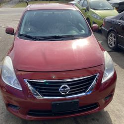 2013 Nissan Versa 159,000 Miles $4850 Call (contact info removed)