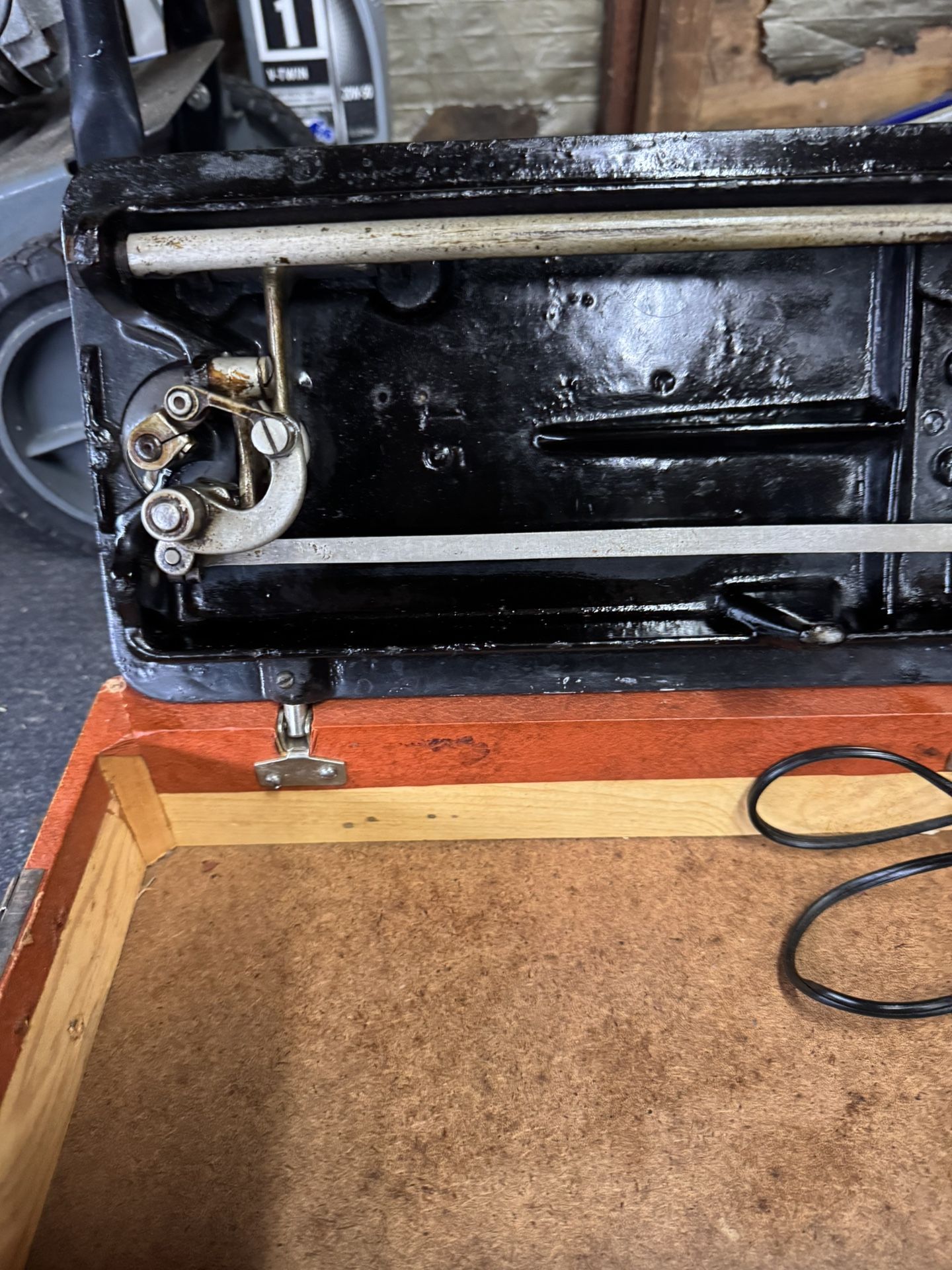 Singer sewing machine,