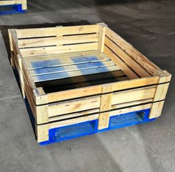 WOOD BASKETS ON PALLET 48X40