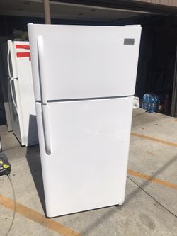 Refrigerador  Frigidaire 2017’ Delivery 🚚  Free!!!