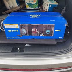 ONN 100W CD Stereo System with USB & Bluetooth Wireless Technology Connectivity