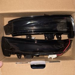MB C-Class Face Lift Side Mirror Turn Signals 