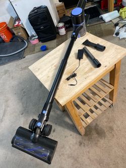 Like New Cordless Stick Vacuum, Charger & Accessories