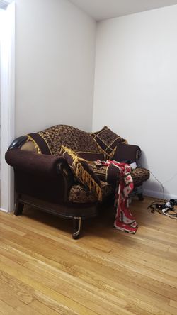 Brand Isrikbal Full Sofa Set