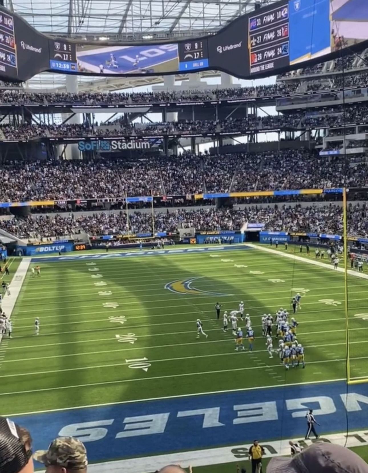 LOS ANGELES CHARGERS VS DENVER BRONCOS