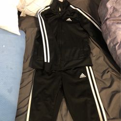 Adidas Outfit