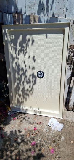 Rectangular Shower Pan with Center Drain