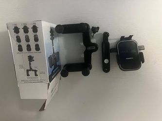 MAGNIFC Mobile Phone Holder for Cars: Retractable, Rotatable, Convenient, Navigation Support, Suitable for All Phones