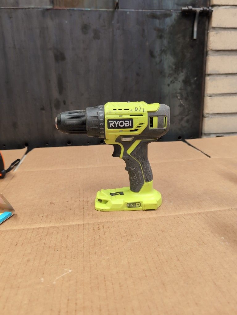 TOOLS Ryobi drill